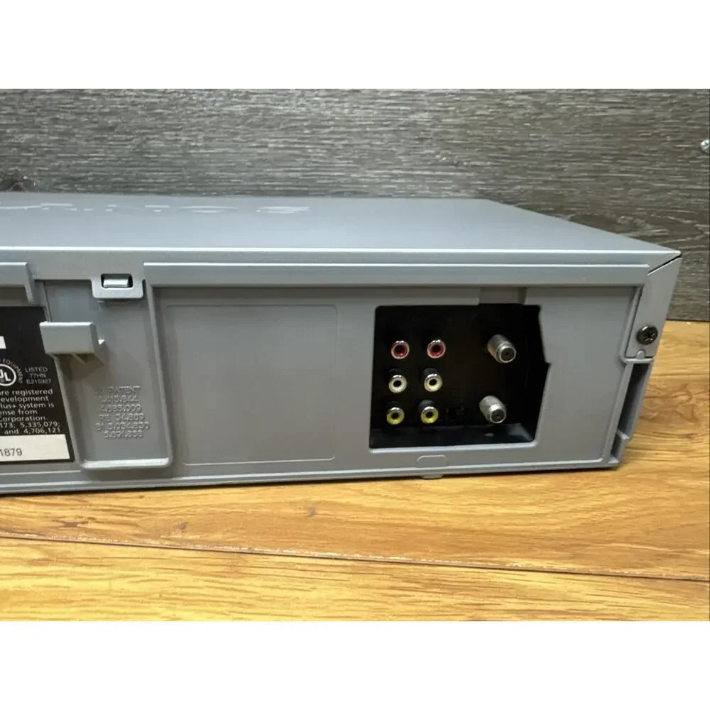 Sony SLV-N88 Hi-Fi Stereo 4-Head VHS VCR Player Tested With Remote